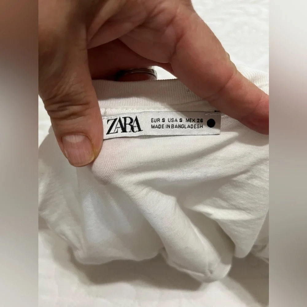 (N) Zara White Puff Sleeve Top
